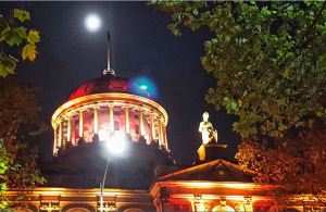 Lady-Justice-under-moon-Victorian-Supreme-Court